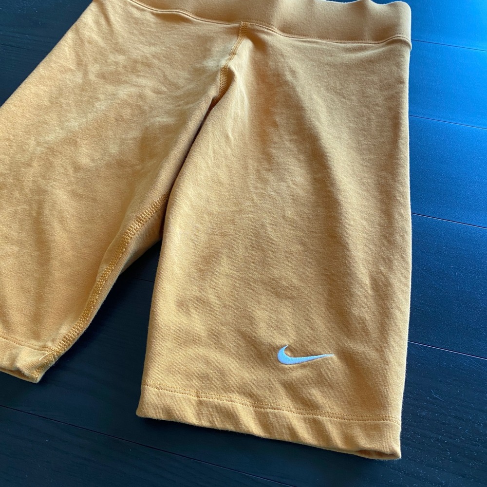 Nike Womens Mustard Yellow High Rise Bike Shorts Size Small Cotton Blend Swoosh